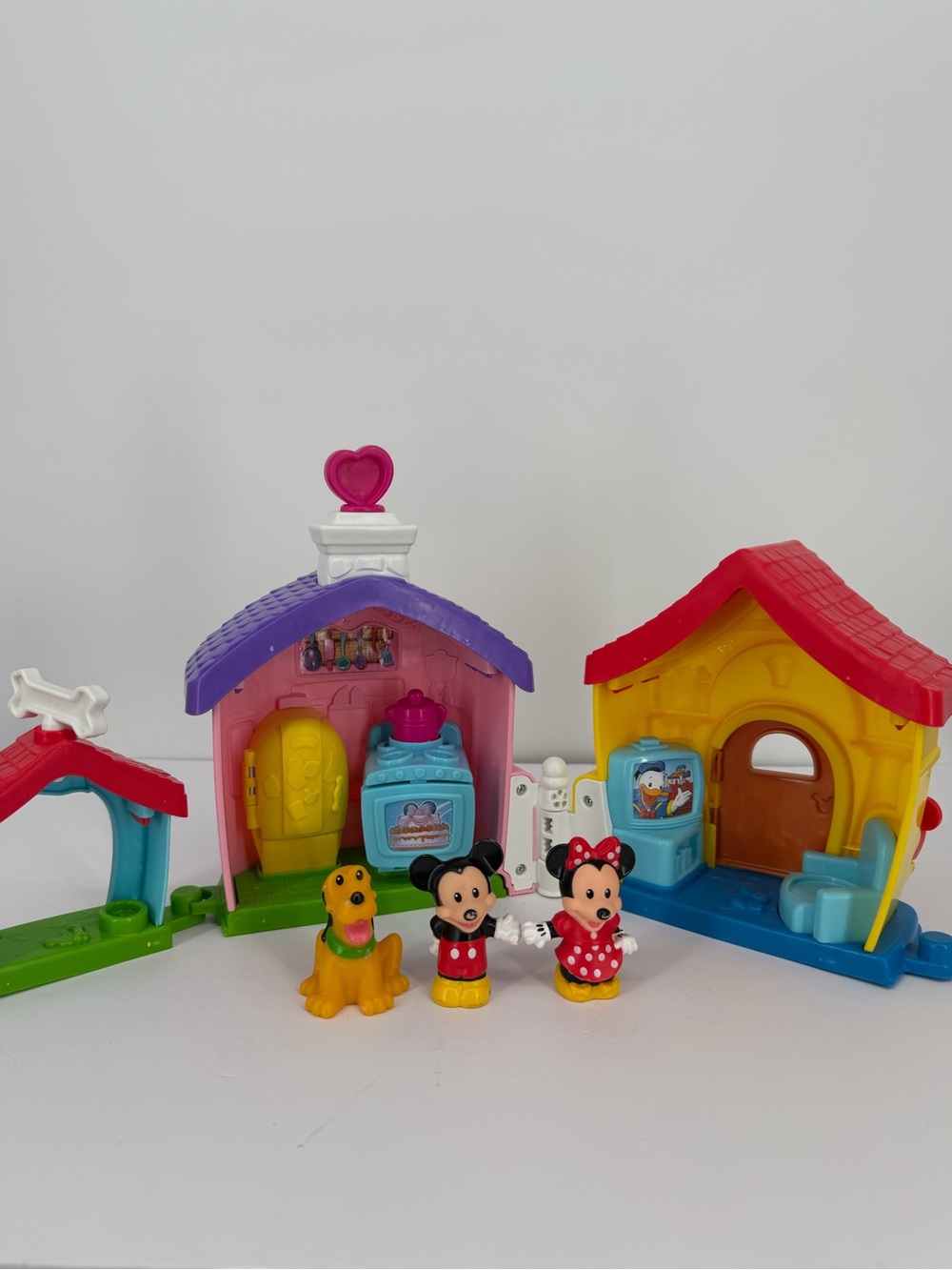 Fisher Price Little People Disney Mickey and Minnie Pluto house Playset Figures